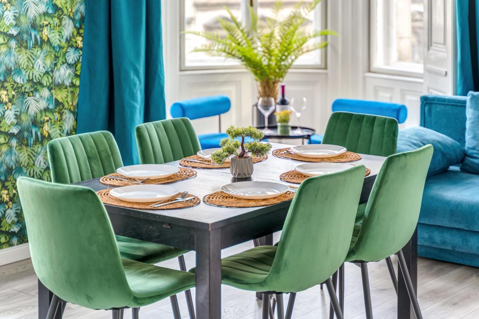 Appartamento Downtown Delight - Erzsebet Blvd - 13 Ppl Budapest Esterno foto